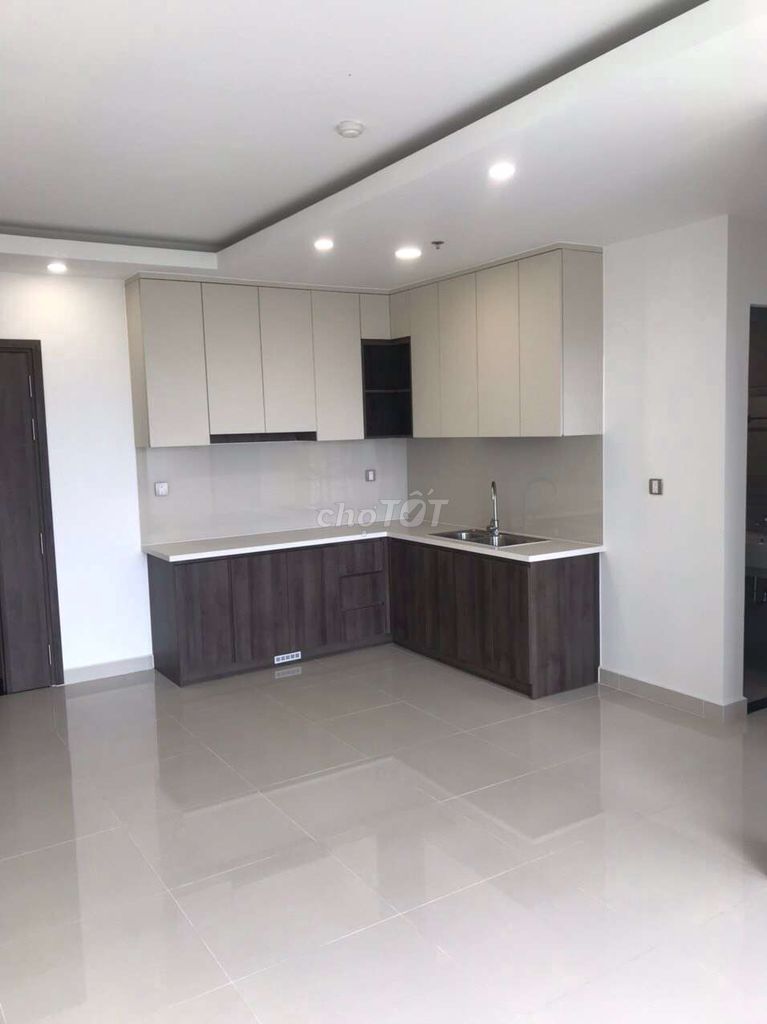 [Q7 BOULEVARD] 2PN2WC CĂN GÓC 69M2 NHÀ TRỐNG CÓ MÁY NƯỚC NÓNG