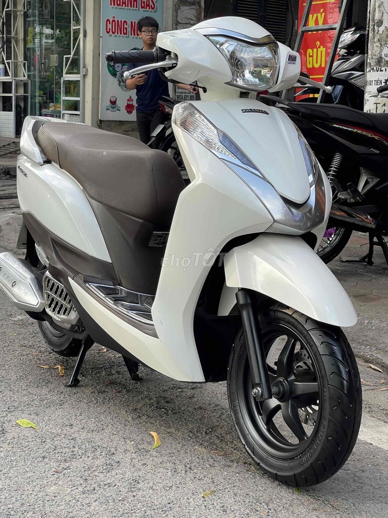 LEAD 125 chính chủ hàng chất lượng. Mua bán Xe máy tại Quận Đống Đa Hà Nội được đăng bởi Hà hình 1