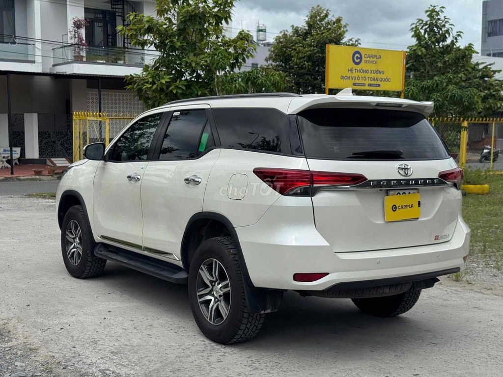 Toyota Fortuner 2018 2.7V 4x2 - 56000 km. Mua bán Ô tô tại Quận Cái Răng Cần Thơ được đăng bởi Tiết Huỳnh Ngọc Hải hình 4