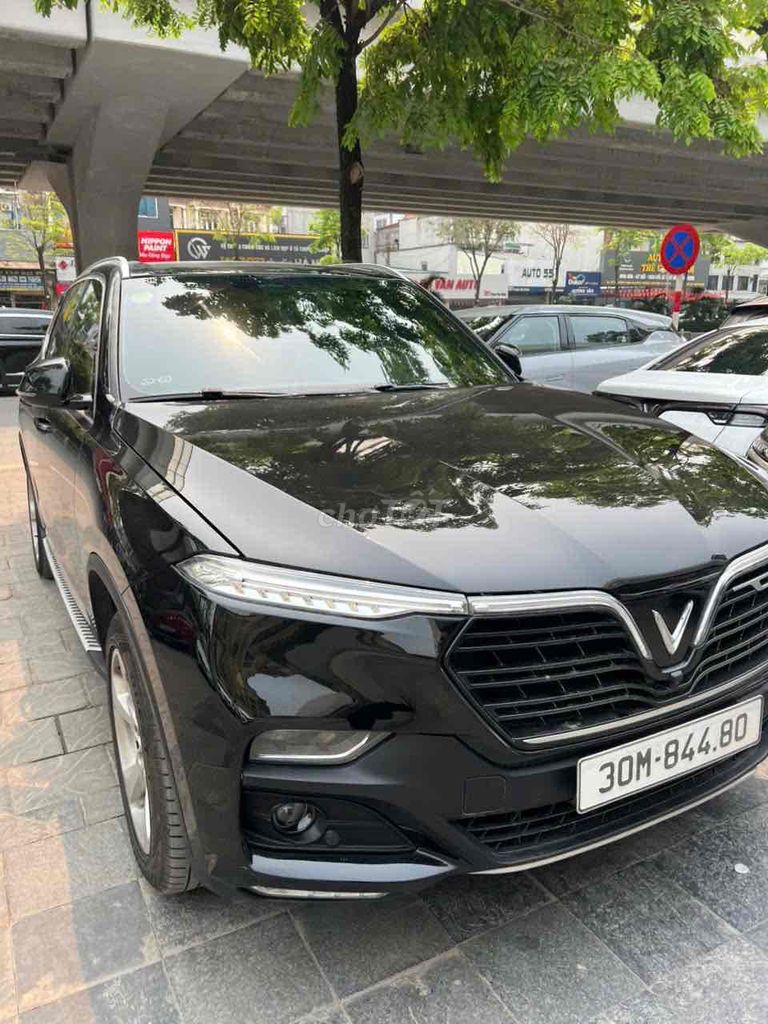 Vinfast Lux Sa2.0 2020 photo 2