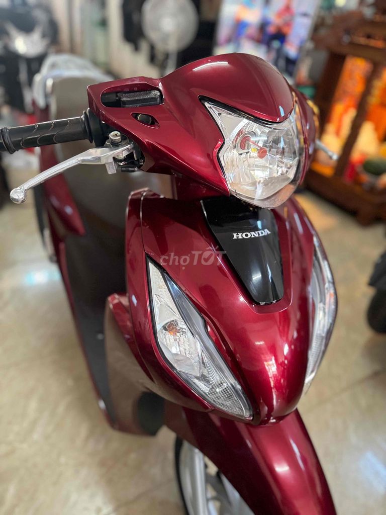 Vision màu đỏ. Mua bán Xe máy tại Thành phố Buôn Ma Thuột Đắk Lắk được đăng bởi ĐàM tý hình 5