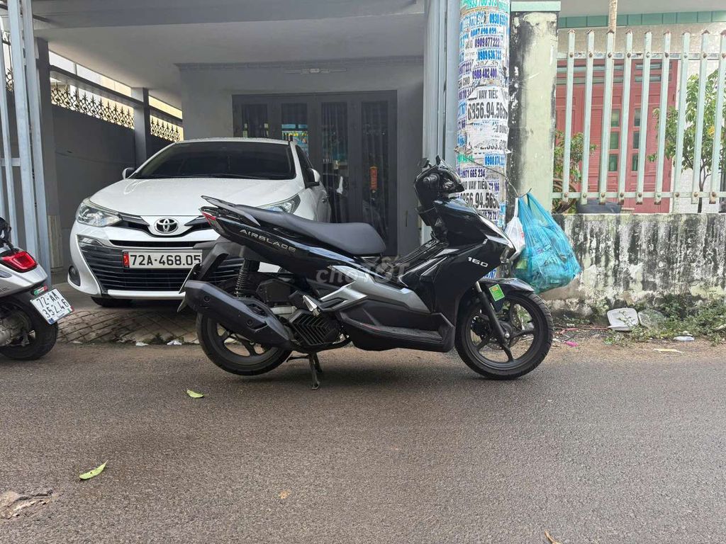 Air blade 160i 2025 bạc đen 98%. Mua bán Xe máy tại Huyện Long Điền Bà Rịa - Vũng Tàu được đăng bởi Tuấn hình 6