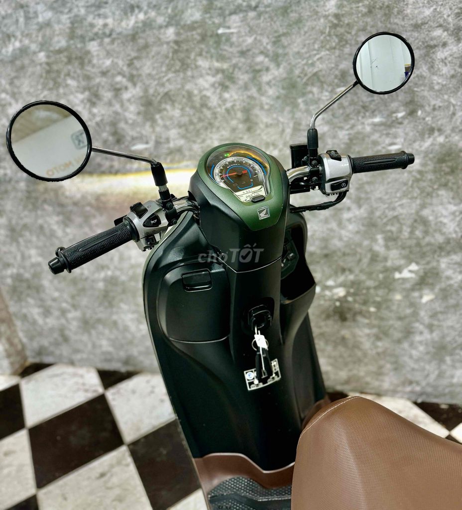 ❤️Honda Scoopy 2024 Oder 2800Km, Full Keo. Mua bán Xe máy tại Quận 8 Tp Hồ Chí Minh được đăng bởi Tấn Đạt hình 4