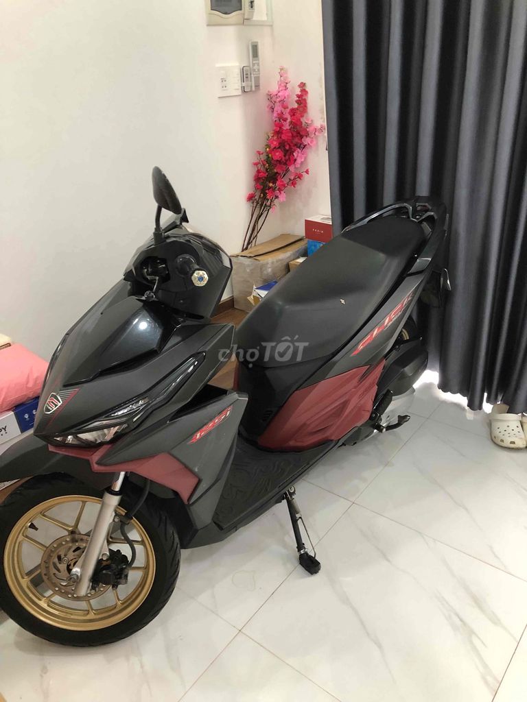 Honda Click Thái 2017 Đỏ Đen Mâm Vàng. Mua bán Xe máy tại Quận 12 Tp Hồ Chí Minh được đăng bởi Huỳnh Tuấn Anh hình 8