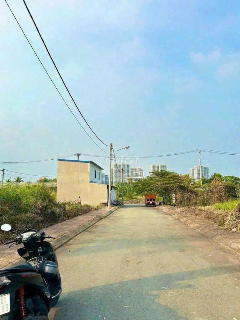 Đất phân lô 50m2 đường 23 Nguyễn Xiển, gần Vin, view sông GIÁ 2 TỶ 9. Mua bán Đất tại Thành phố Thủ Đức Tp Hồ Chí Minh được đăng bởi Linh Trịnh Q9 hình 4