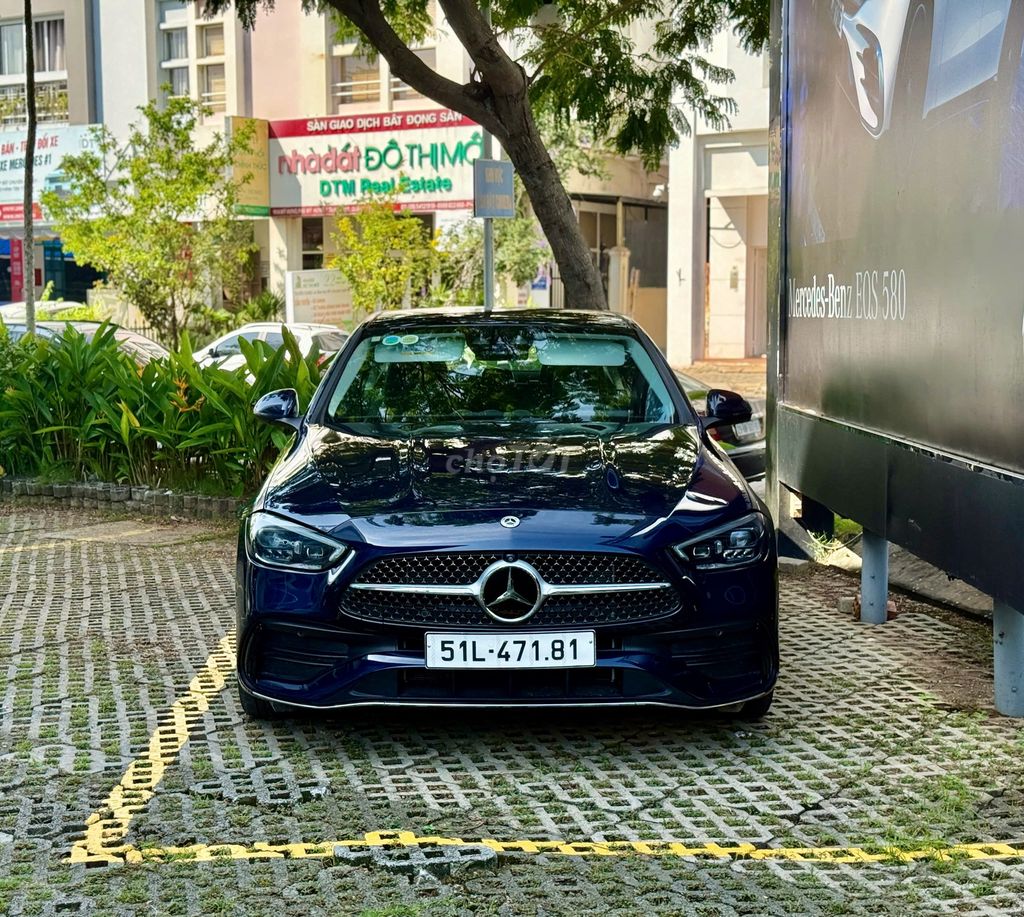 Mercedes Benz C Class 2022 C300 AMG - 80000 km