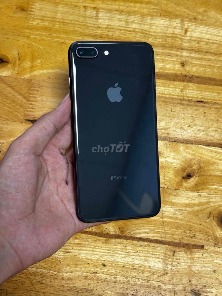 iPhone 8 Plus 64GB Đen Zin đẹp Full chức năng. Mua bán Điện thoại tại Thị xã Tân Uyên Bình Dương được đăng bởi Bar wind hình 1