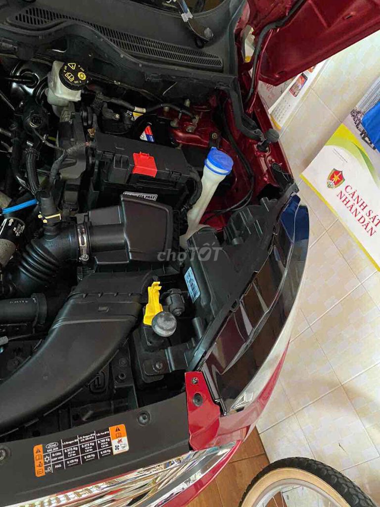 XE GIA ĐÌNH ÍT SỬ DỤNG CÒN MỚI TITANIUM. Mua bán Ô tô tại Quận 10 Tp Hồ Chí Minh được đăng bởi Lê kim Du hình 5