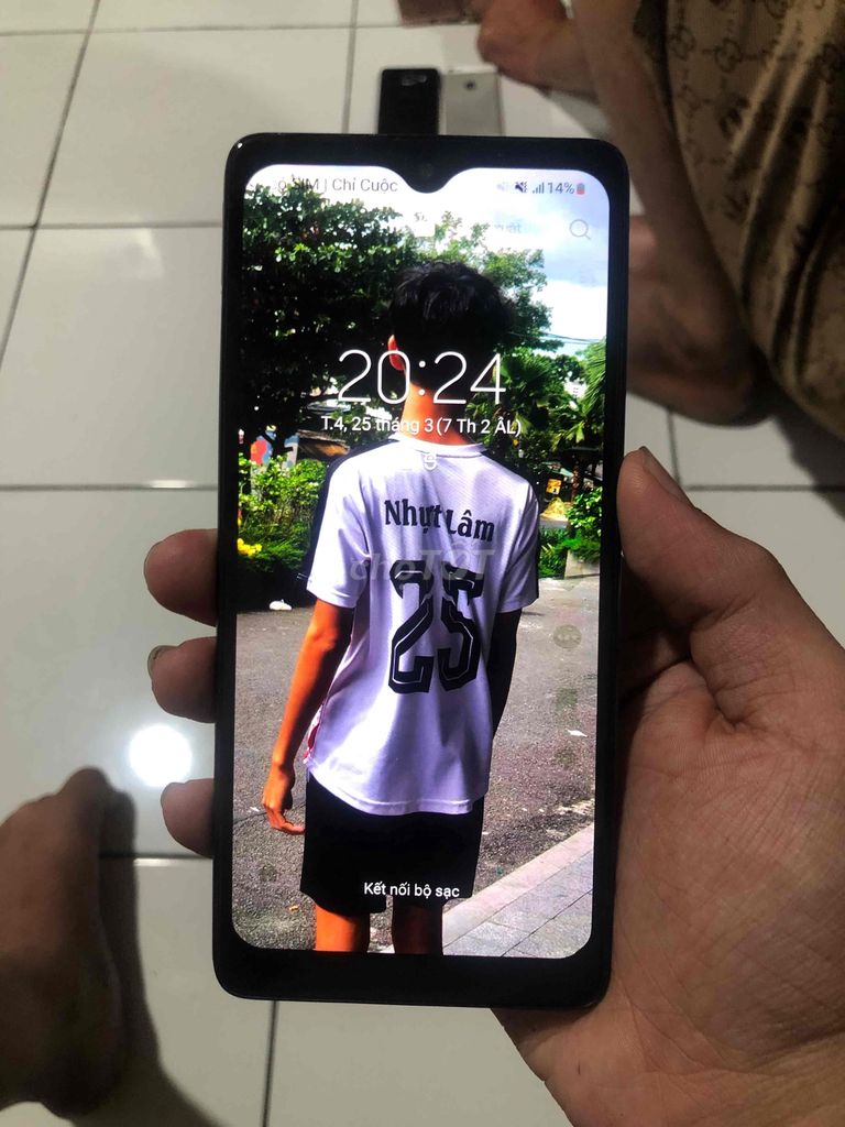 Samsung A71 màu Trắng. Mua bán Điện thoại tại Huyện Bình Chánh Tp Hồ Chí Minh được đăng bởi trương huy hình 1
