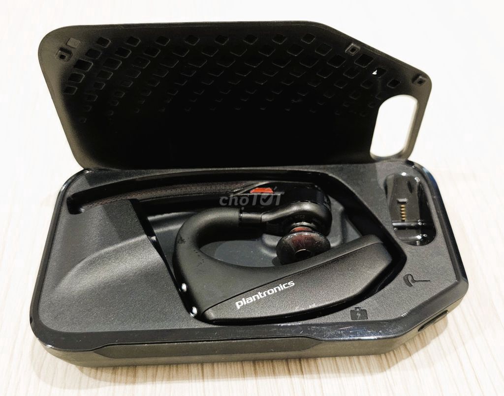 Tai nghe Bluetooth Plantronics Voyager 5200. Mua bán Tivi, Âm thanh tại Thành phố Thủ Đức Tp Hồ Chí Minh được đăng bởi Nam hình 1