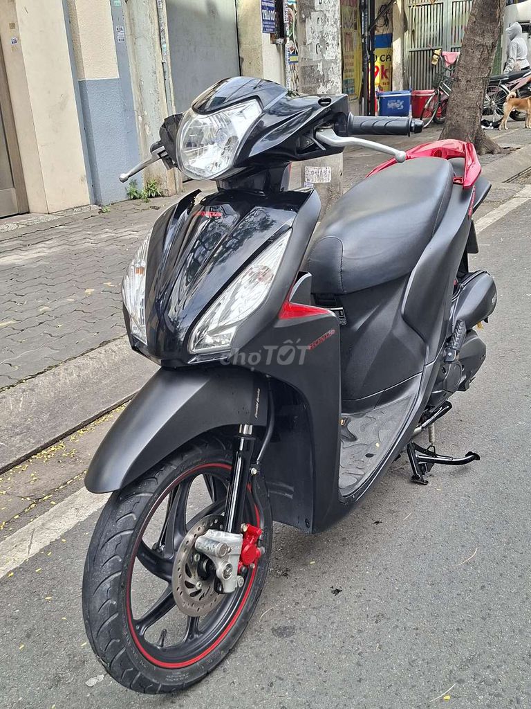 Vision 2018   bstp chính chủ. Mua bán Xe máy tại Quận 6 Tp Hồ Chí Minh được đăng bởi Lê Thông  hình 3
