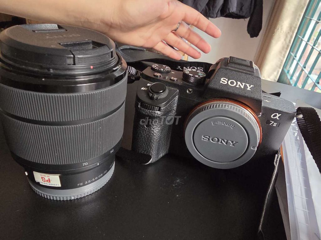Máy ảnh Sony A7 II kèm ống kính Đen. Mua bán Máy ảnh, Máy quay tại Quận 1 Tp Hồ Chí Minh được đăng bởi Linh Linh hình 1