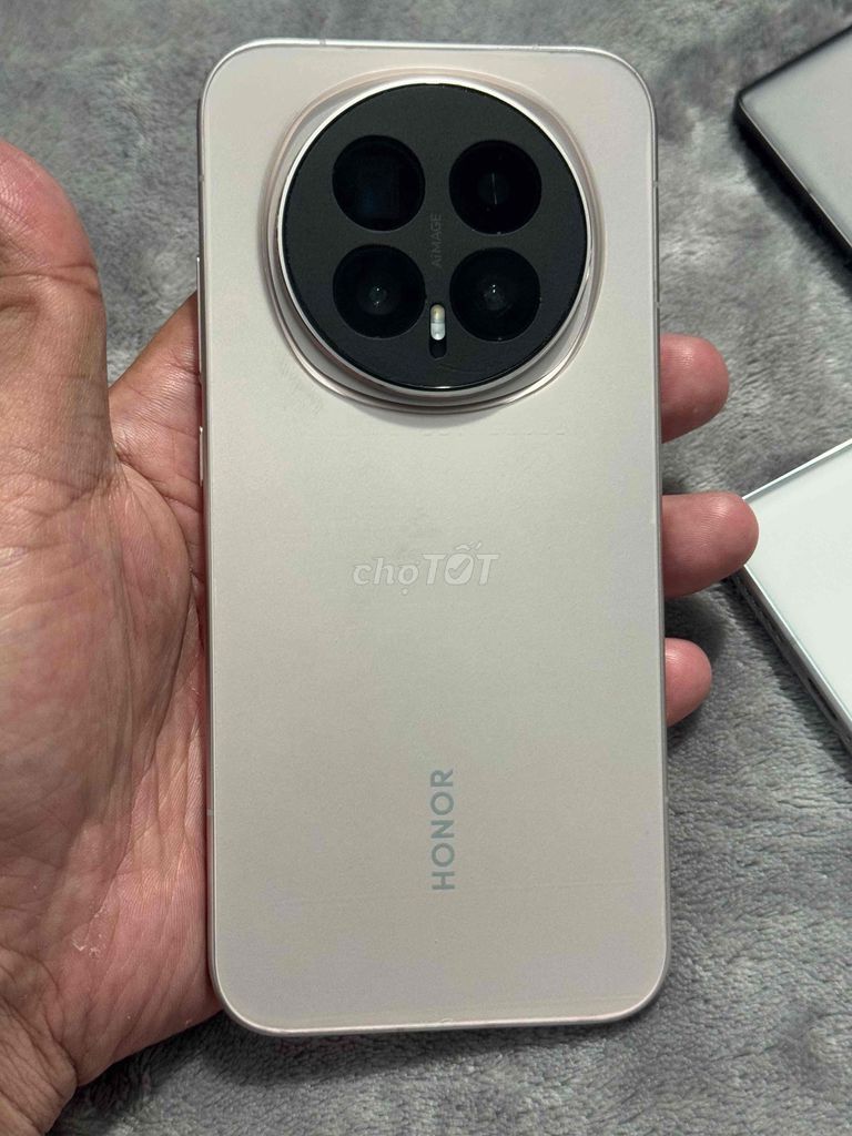 Honor Magic8 16/512GB Bạc zin áp đẹp. Mua bán Điện thoại tại Thành phố Vĩnh Long Vĩnh Long được đăng bởi Duy Kha MOBILE hình 1