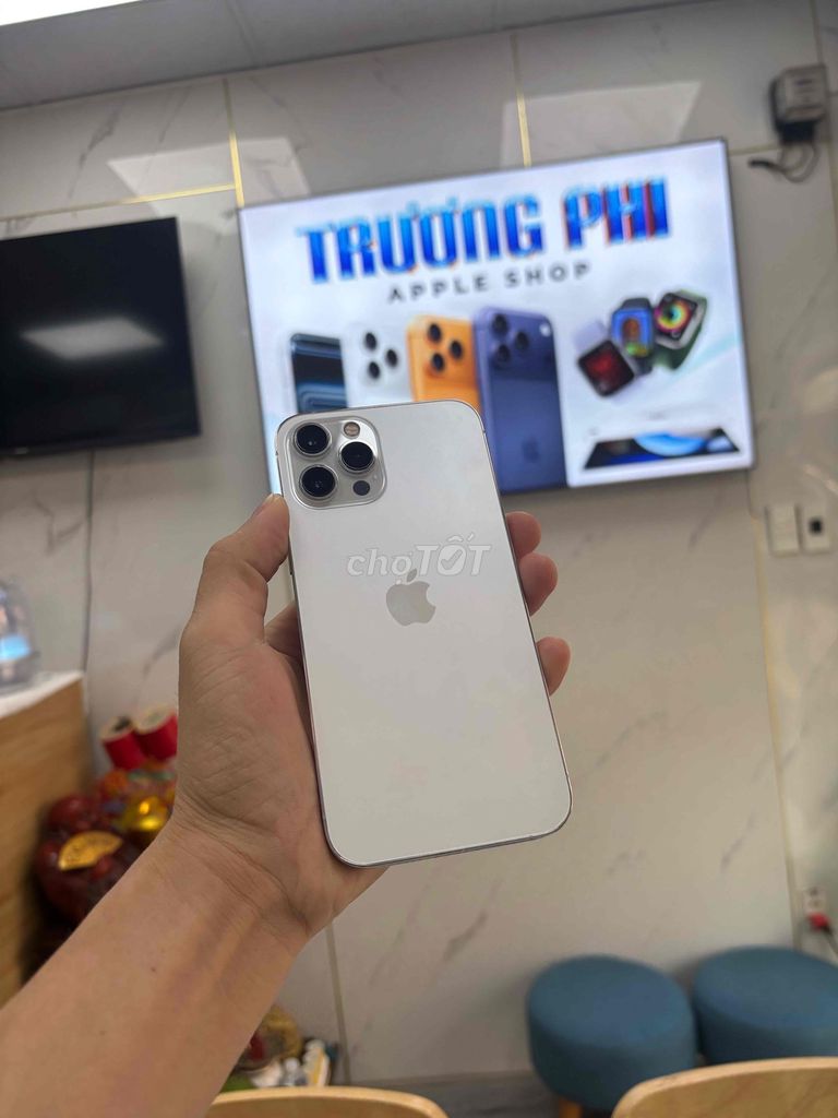 Apple iPhone 12 Pro Max 128GB Bạc Đã sử dụng. Mua bán Điện thoại tại Quận Sơn Trà Đà Nẵng được đăng bởi Diễm Diễm hình 1