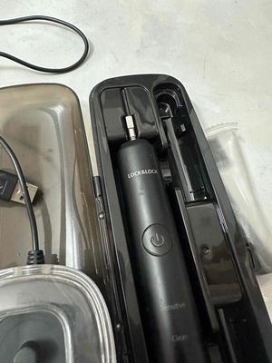 Pass rẻ bàn chải điện Locknock. Mua bán Nội thất, đồ gia dụng khác tại Quận Bình Tân Tp Hồ Chí Minh được đăng bởi Trần Phương 