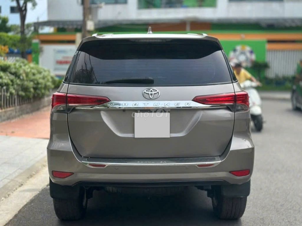 Bán xe Toyota Fortuner AT 2020 máy dầu. Mua bán Ô tô tại Quận Gò Vấp Tp Hồ Chí Minh được đăng bởi Phương 831 hình 2