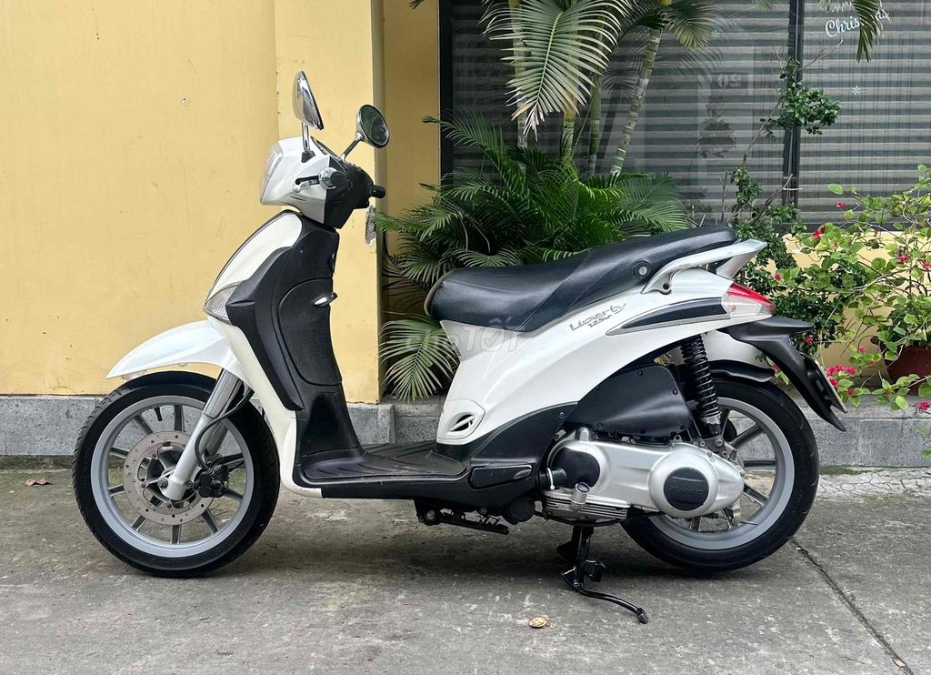 Liberty Fi đẹp, máy êm thì thầm bao vọt biển SG. Mua bán Xe máy tại Quận 8 Tp Hồ Chí Minh được đăng bởi Quân  hình 3