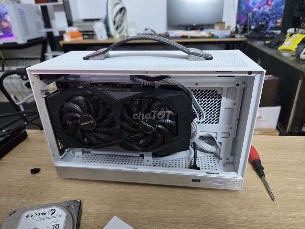 Thanh lí PC mini Intel Core 3 giá rẻ