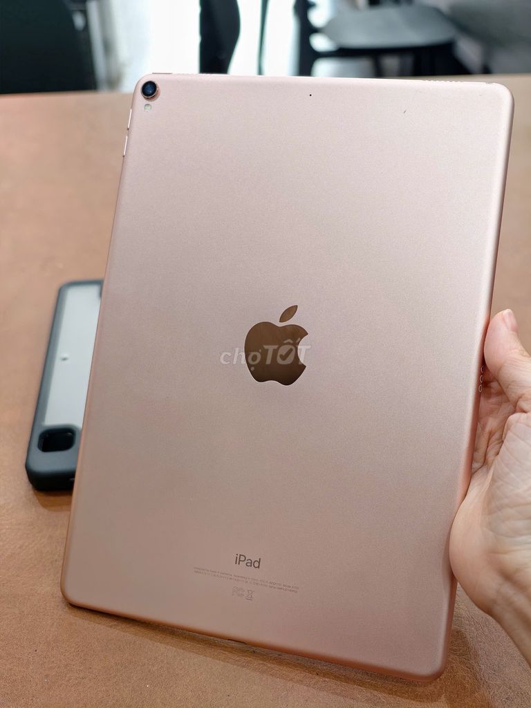 Ipad, Ipad Pro 10.5 inch bản wifi 256gb màu Hồng. Mua bán Máy tính bảng tại Quận Đống Đa Hà Nội được đăng bởi Hn Store hình 1