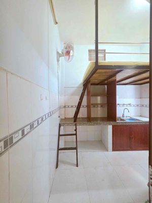 15m2 đường Nguyễn Thiện Thuật, P2, Q3
