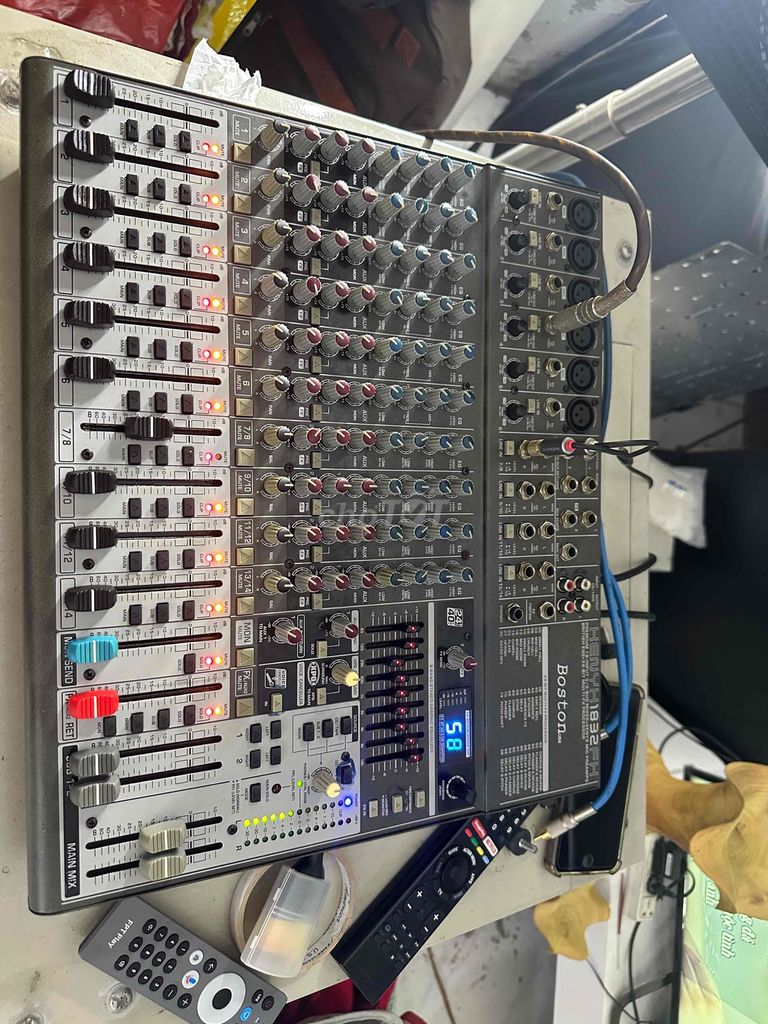 Mixer Behringer XENYX 1832FX Mỹ Echo Reverb. Mua bán Tivi, Âm thanh tại Quận Cẩm Lệ Đà Nẵng được đăng bởi Mười Bằng hình 1