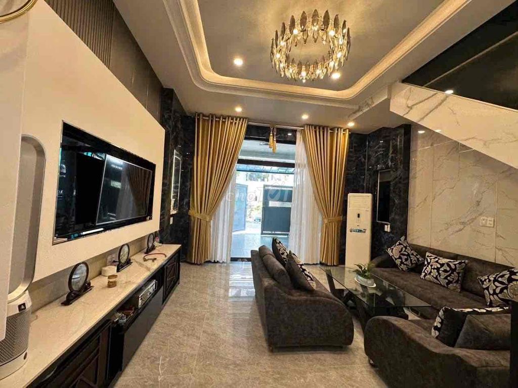 Rent · 4 bd · 100 м² · Quận Ngũ Hành Sơn, ул. Đa Mặn