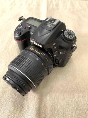 Body Nikon D7200+Lens kit 18-55 G VR DX