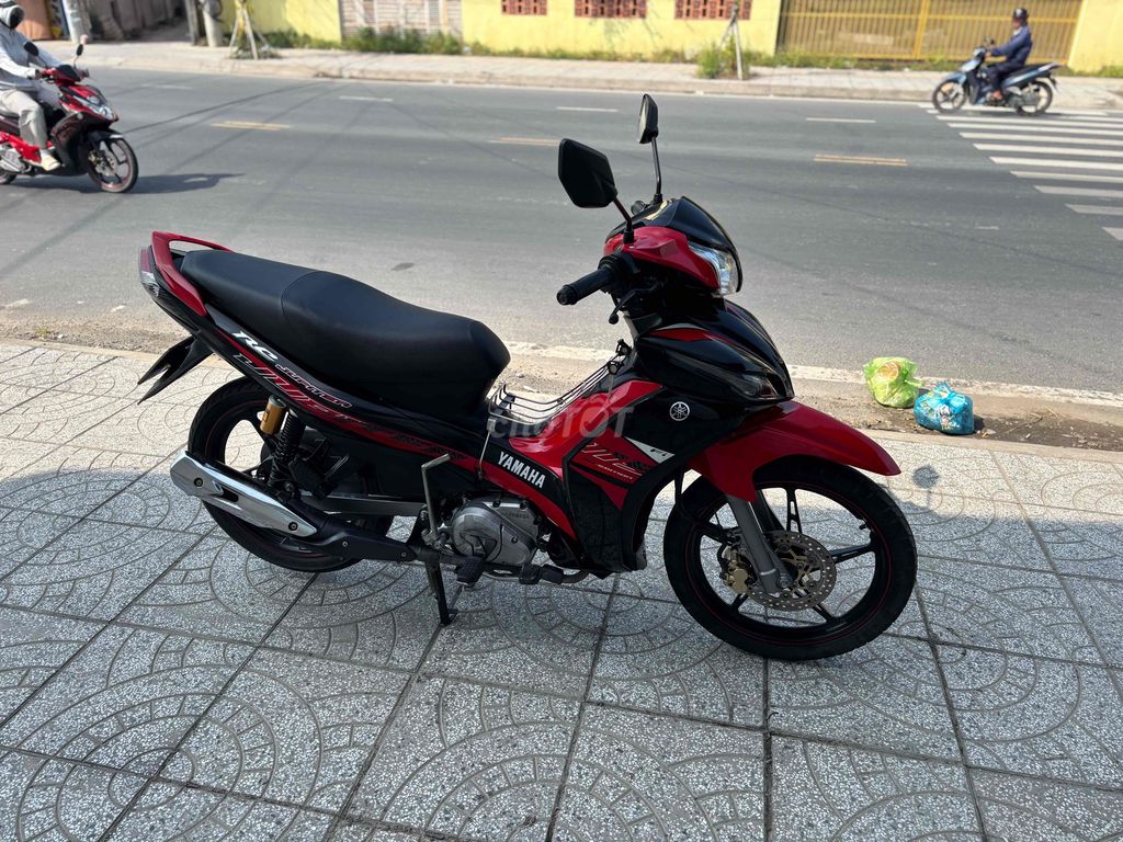 Jupiter Fi 2019 đỏ đen,xe đẹp,máy zin êm,bs 65. Mua bán Xe máy tại Quận Ninh Kiều Cần Thơ được đăng bởi Cửa Hàng Xe máy Tân Lập Hưng hình 2