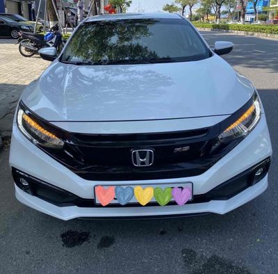 Honda Civic 2019 RS 64000 km Trắng. Mua bán Ô tô tại Quận Thanh Khê Đà Nẵng được đăng bởi le huyen