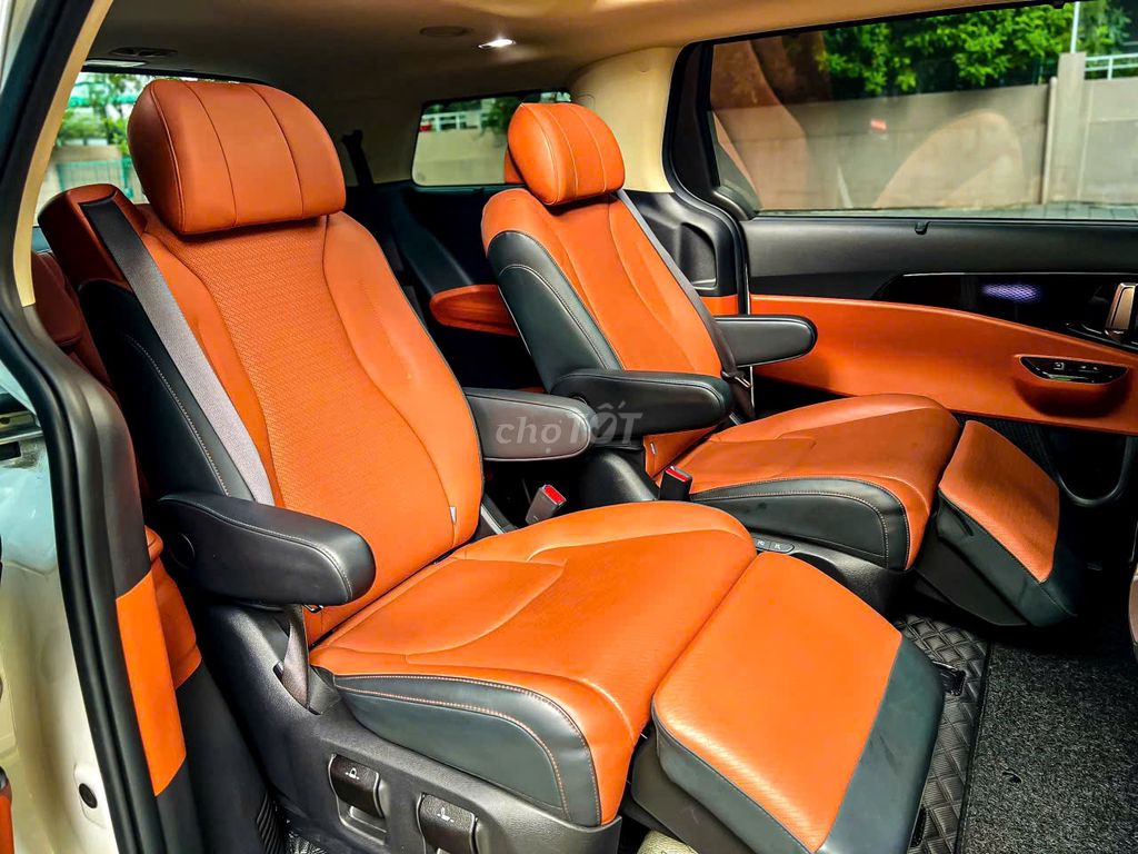 Kia Carnival 3.5 Signature Full 2023 Trắng/nâu. Mua bán Ô tô tại Quận 7 Tp Hồ Chí Minh được đăng bởi JENNIE hình 14