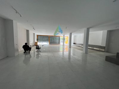 Аренда · 4 комн. · 214 м² · Quận Cẩm Lệ, ул. Đường Phạm Hùng