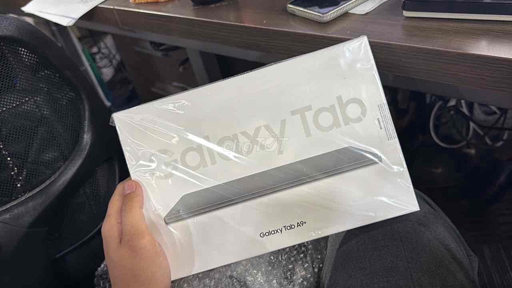 Samsung Galaxy Tab A9+ nguyên seal full box. Mua bán Máy tính bảng tại Quận Đống Đa Hà Nội được đăng bởi Văn sĩ hình 1