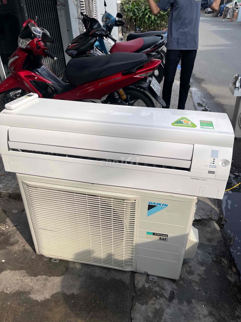 máy lạnh daikin 2hp inverter lướt