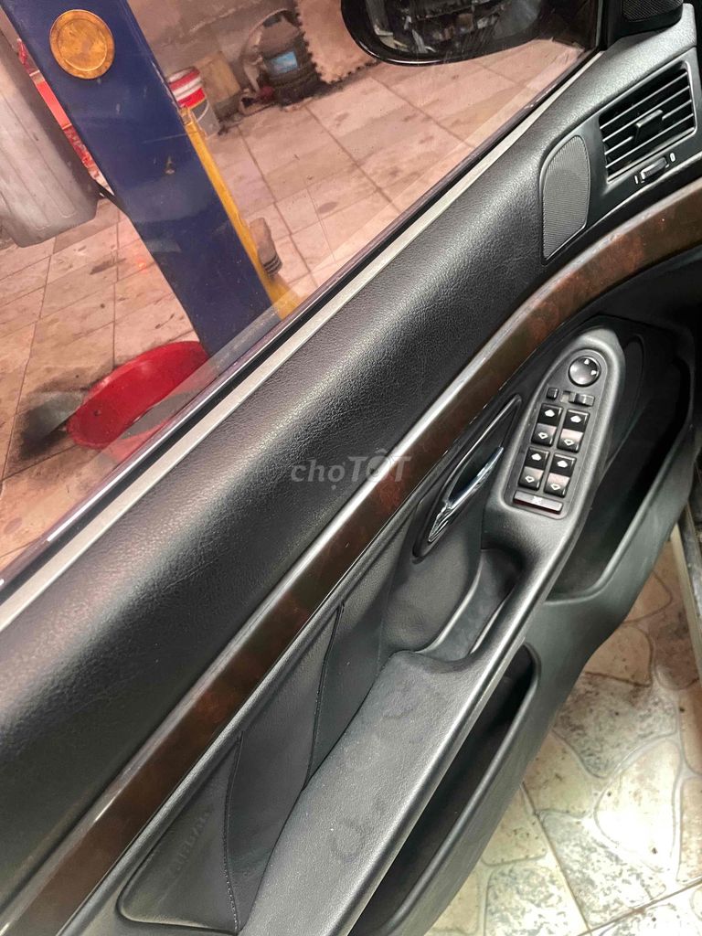 BMW 3 Series số sàn 528i - 6666666 km. Mua bán Ô tô tại Thị xã Bến Cát Bình Dương được đăng bởi Trần Sỹ Đạt hình 7