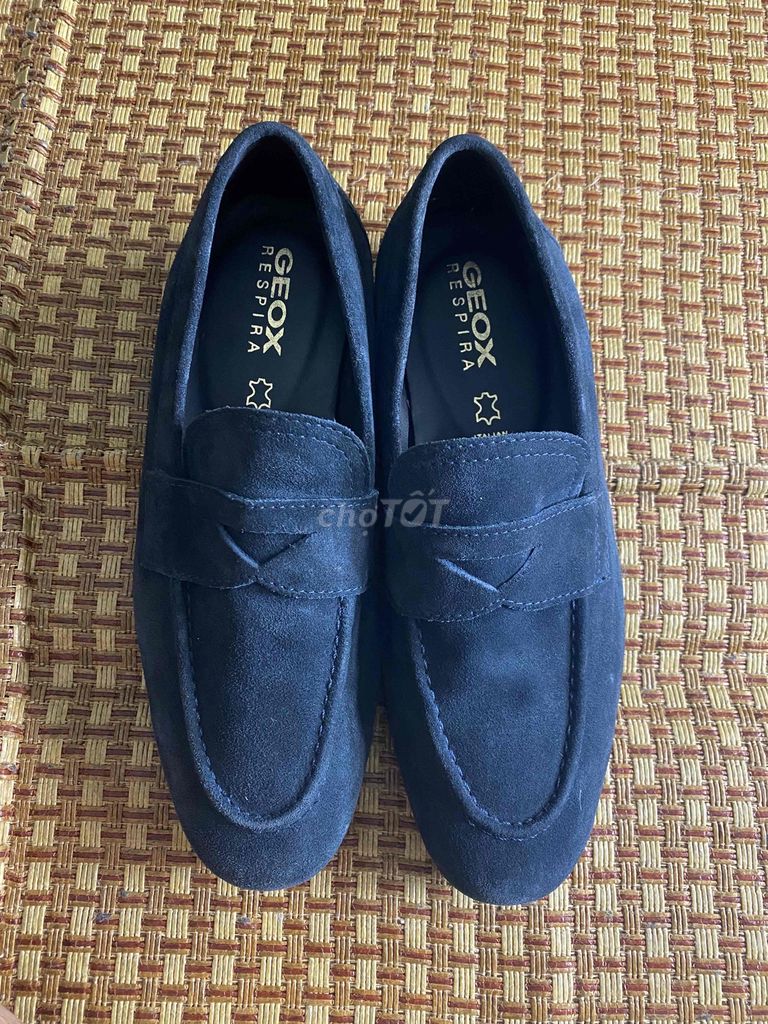 Giày lười Geox italia  sz 39. Mua bán Giày dép tại Thành phố Dĩ An Bình Dương được đăng bởi Trong hình 1