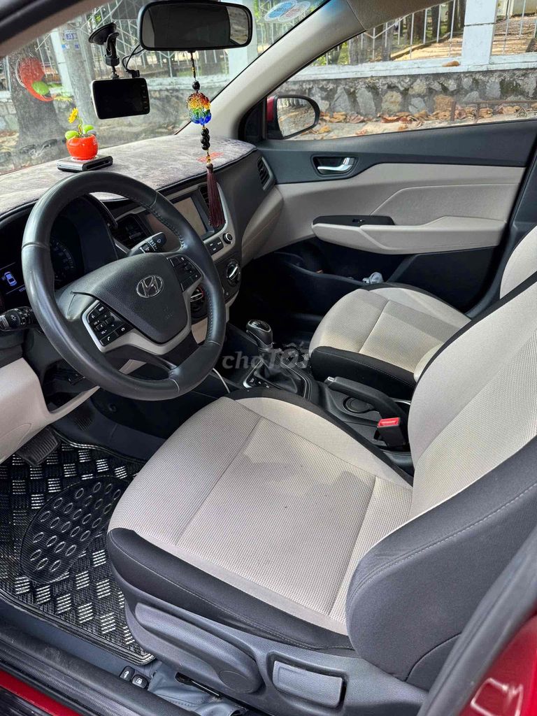 Hyundai Accent 2019 1.4 AT - 930000 km