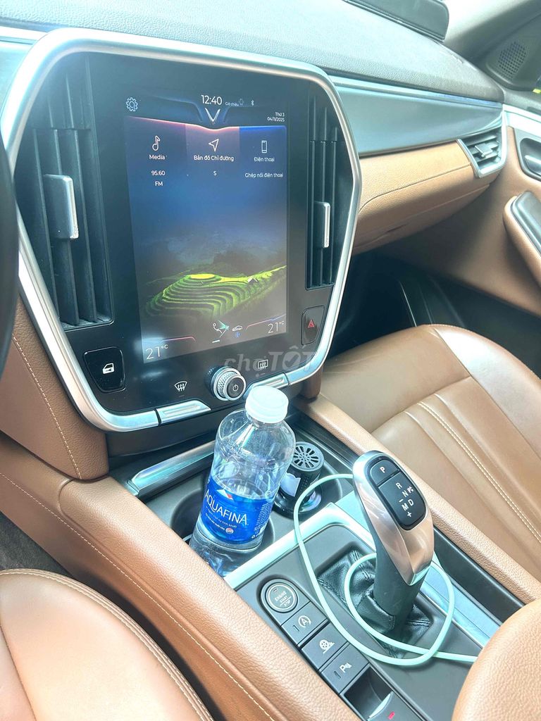 vinfast lux sa2.0 năm 2019 màu đỏ, đã qua sử dụng. Mua bán Ô tô tại Thành phố Thủ Đức Tp Hồ Chí Minh được đăng bởi nguyễn văn út hình 6