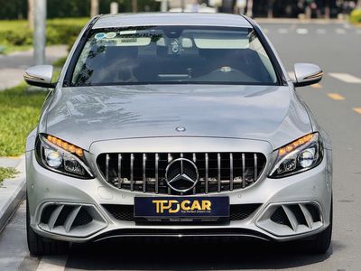 Mercedes C200 2016 Bạc/Đen Lướt 71.000 km. Mua bán Ô tô tại Quận Bình Tân Tp Hồ Chí Minh được đăng bởi Hoàng Thọ