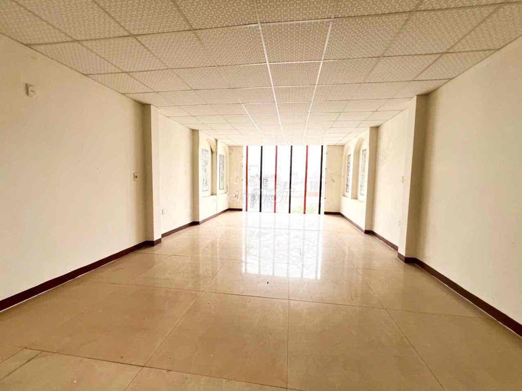 Rent · 7 bd · 100 м² · Quận Ngũ Hành Sơn, ул. Đường Bùi Tá Hán
