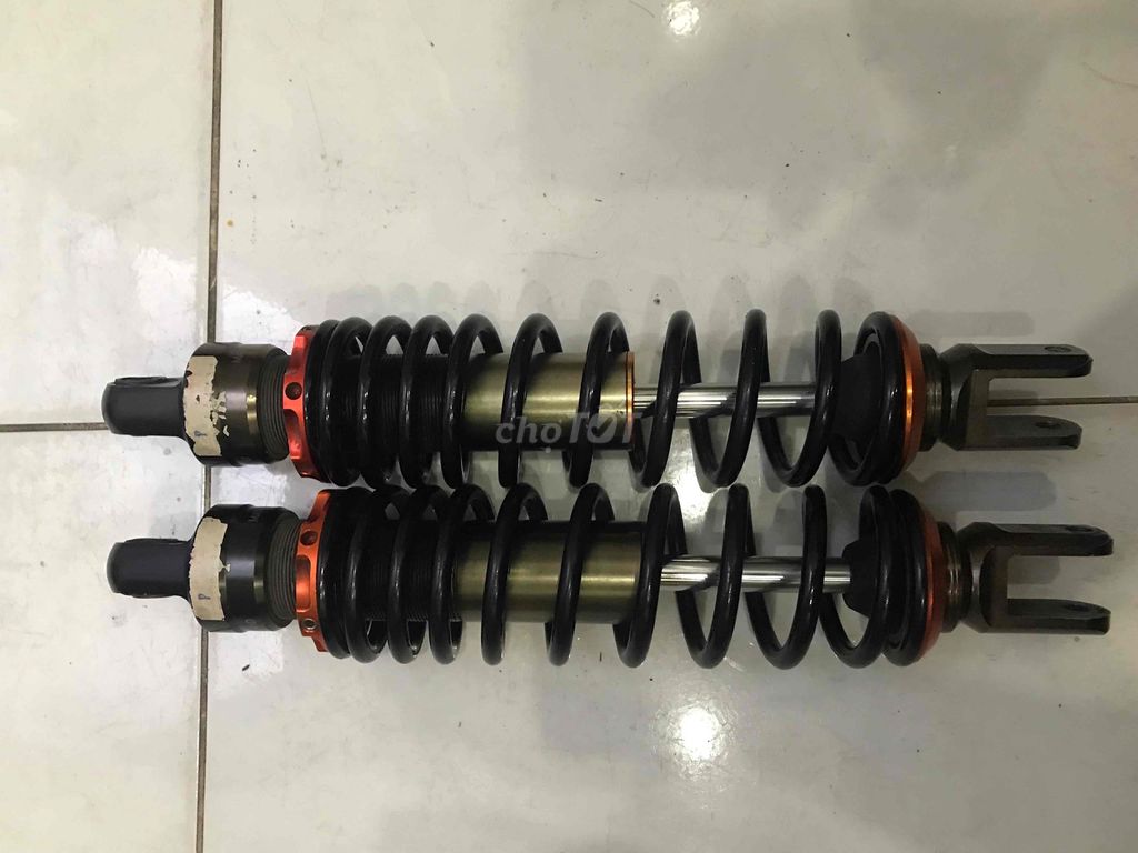 cần bán cặp phuộc thailand còn tốt. Mua bán Phụ tùng xe tại Quận Bình Thạnh Tp Hồ Chí Minh được đăng bởi Gia Bao hình 3