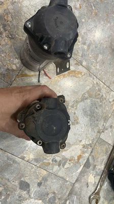 2 máy bơm máy lọc nước RO, bơm tăng áp, bơm áp lực. Mua bán Đồ chuyên dụng, Giống nuôi trồng tại Quận Tây Hồ Hà Nội được đăng bởi Lê Nguyên