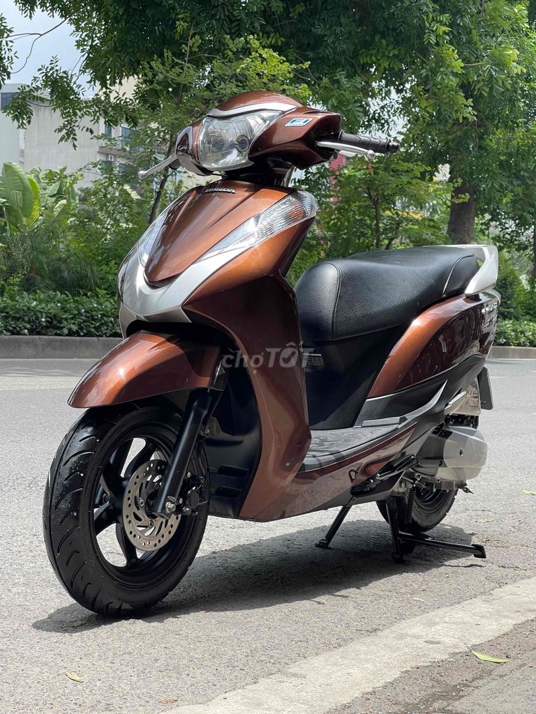 LEAD 125 xe 1 chủ dùng từ đầu nguyên zin. Mua bán Xe máy tại Quận Đống Đa Hà Nội được đăng bởi Hà hình 1