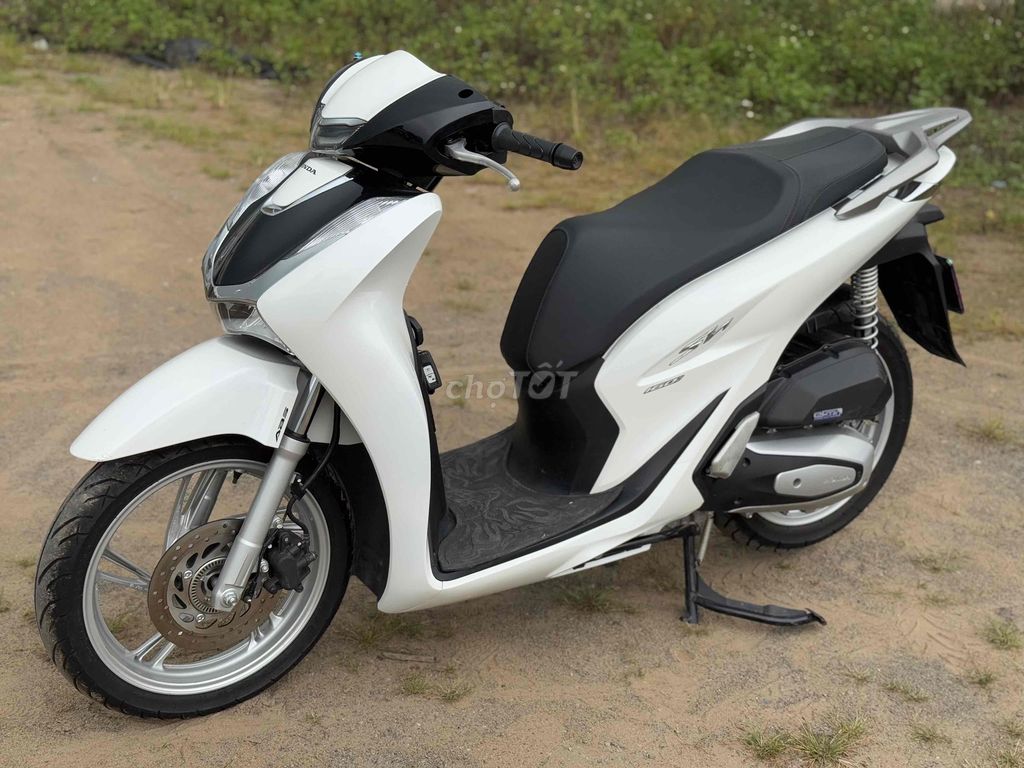 SH 160 ABS 2024 LƯỚT 4000km. Mua bán Xe máy tại Thành phố Thuận An Bình Dương được đăng bởi Xe Máy Minh Tú Bình Dương hình 3
