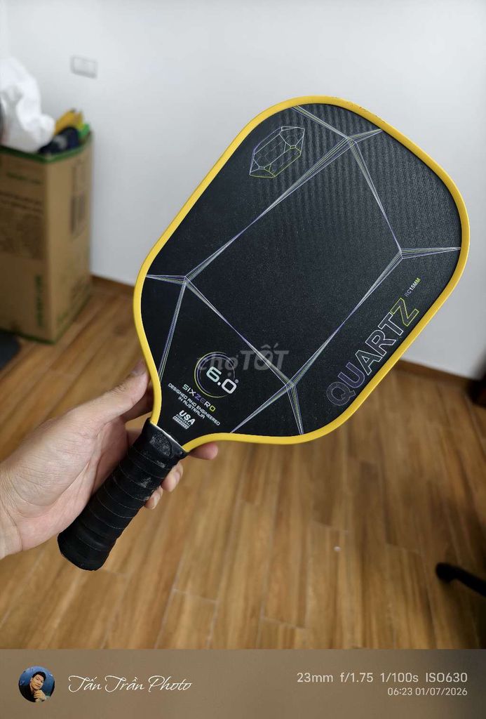 Vợt Pickleball 6.0 Quartz Vàng Đen. Mua bán Đồ thể thao, Dã ngoại tại Huyện An Dương Hải Phòng được đăng bởi QT Store hình 1