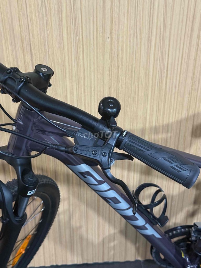 xe đạp thể thao Giant roam 2 disc 2024. Mua bán Xe đạp tại Quận 3 Tp Hồ Chí Minh được đăng bởi Xuân Hồ hình 3