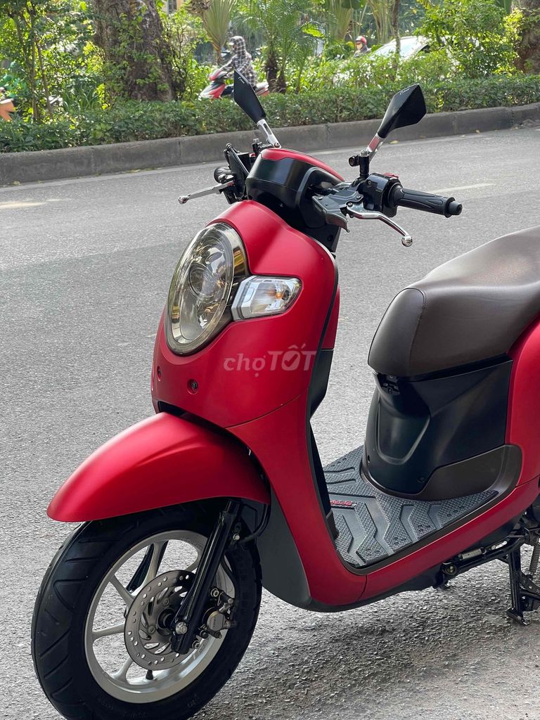 SCOOPY 110 Fi nhập khẩu. Mua bán Xe máy tại Quận Đống Đa Hà Nội được đăng bởi Hà hình 4