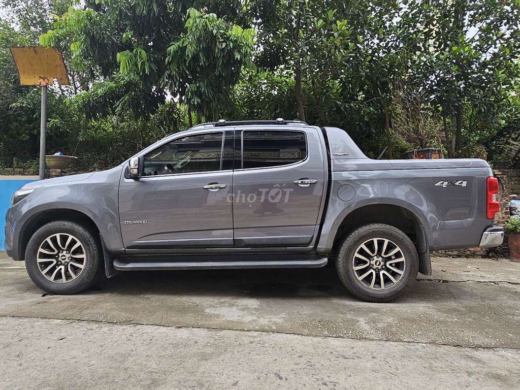 2017 High Country 2.8L 4x4 AT - 200000 km. Mua bán Ô tô tại Huyện Phúc Thọ Hà Nội được đăng bởi Nguyễn Bá Tám hình 9