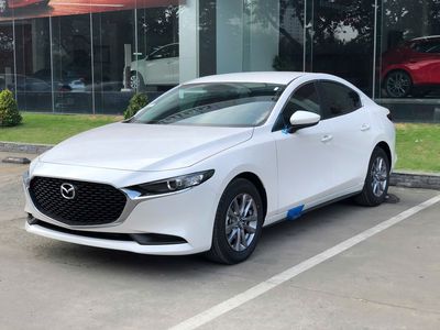 Mazda 3 2025 1.5L Deluxe. Mua bán Ô tô tại Quận 7 Tp Hồ Chí Minh được đăng bởi Kiet Cao