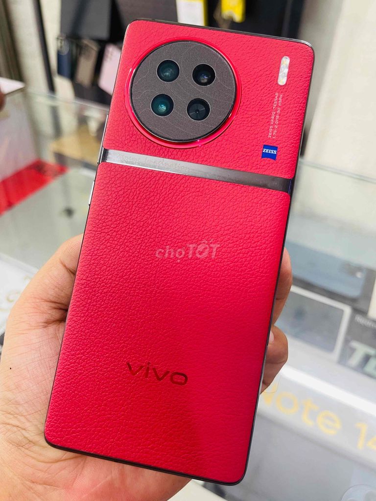 Vivo X90 5G 256GB Đỏ. Mua bán Điện thoại tại Quận Liên Chiểu Đà Nẵng được đăng bởi phượng hình 1