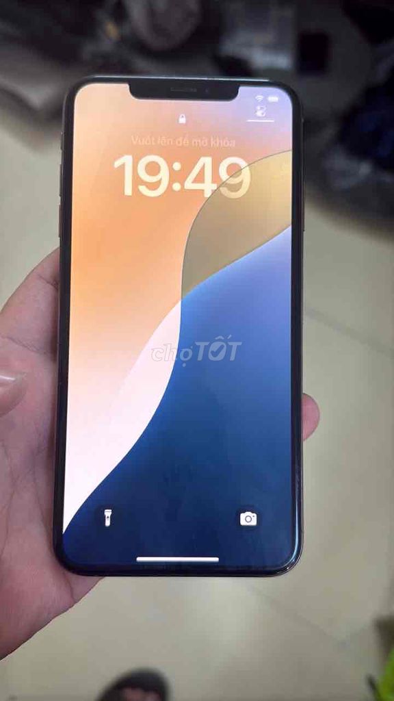 Apple iPhone Xs Max 64GB Vàng Đã sử dụng. Mua bán Điện thoại tại Thành phố Qui Nhơn Bình Định được đăng bởi nguyễn nguyễn hình 1